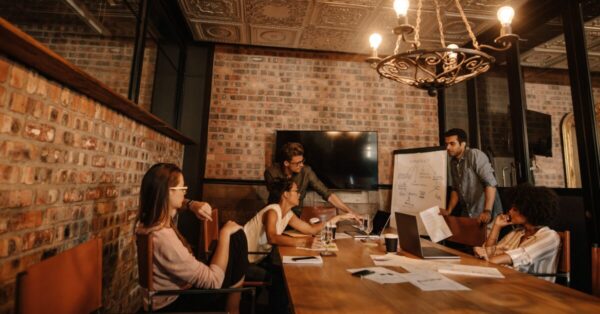 connecting product outcomes to business outcomes strategic planning for PMs